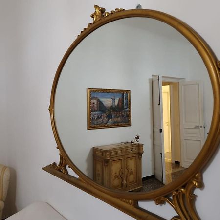 Wow Home - 175 Mq - Posteggio Privato - Davanti Porto Traghetti - Fino A 10 Posti Letto Cenova Dış mekan fotoğraf